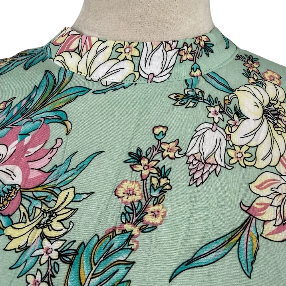 NWT Petal & Pup Mint colored print Dress with ruffle accents size 6